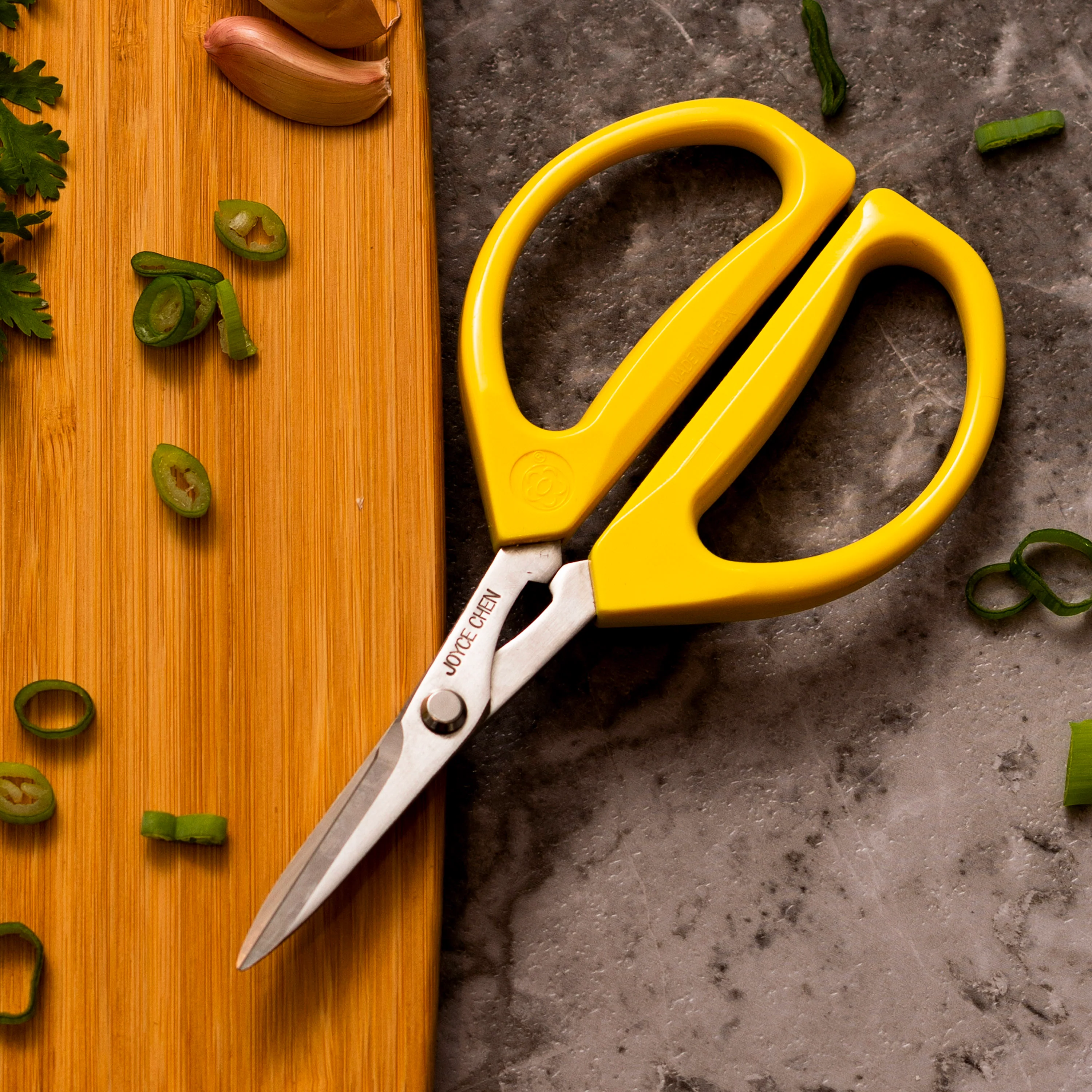 2 Pack - Original Unlimited Kitchen Scissors with Yellow Handles - Image 3