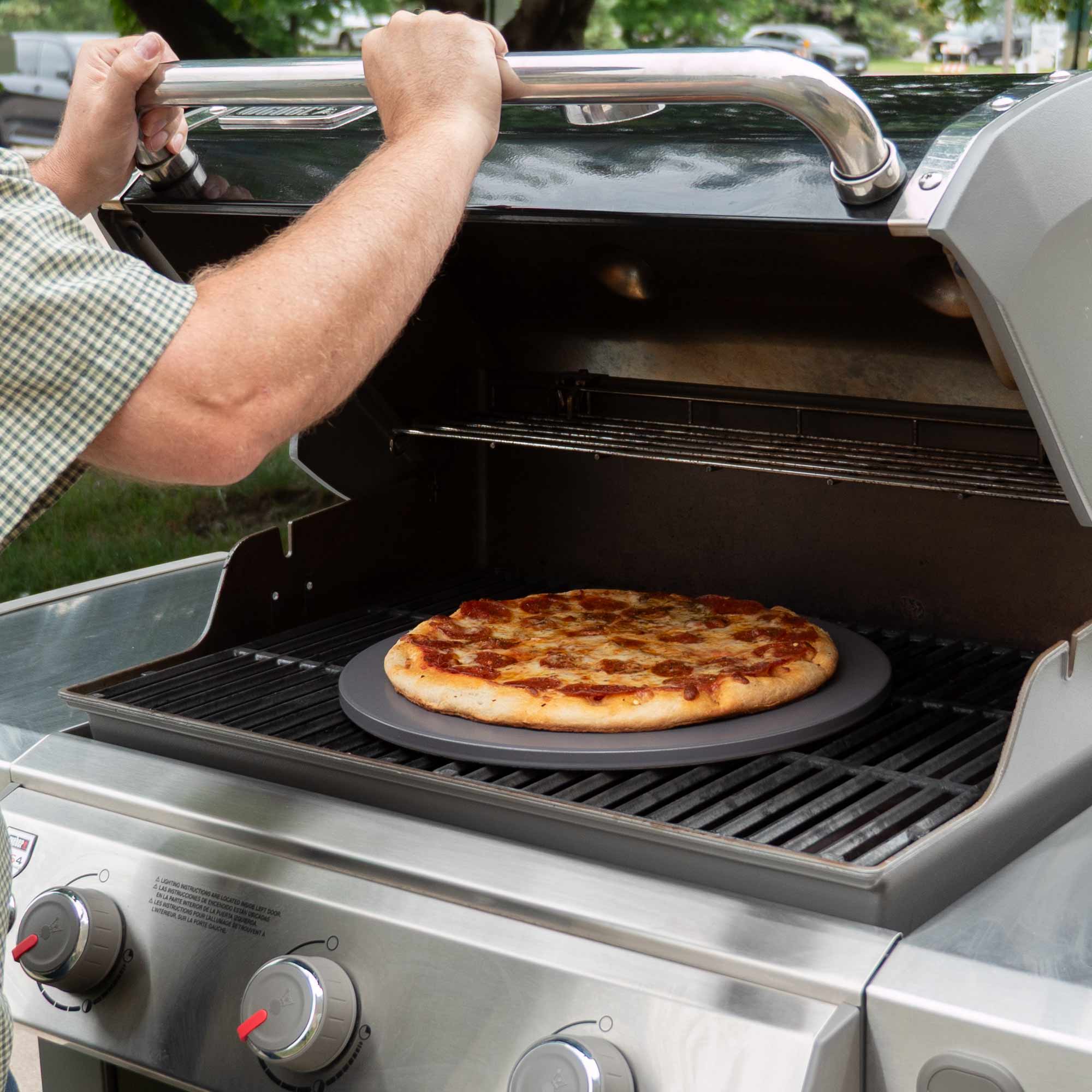 Glazed Round Pizza Stone, 16-Inch, Grey - Image 5