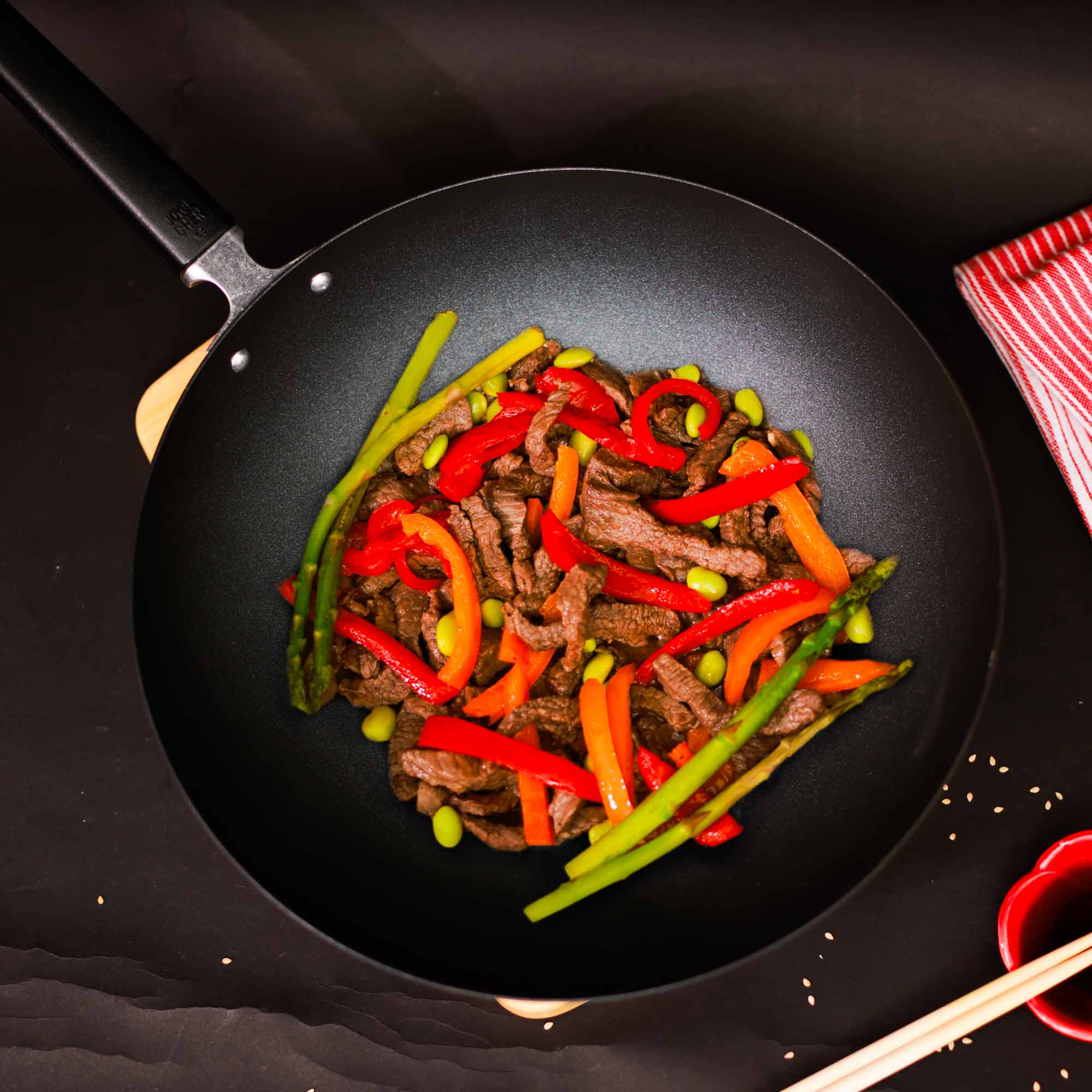 Professional Series 12-Inch Carbon Steel Ceramic Nonstick Stir Fry Pan with Phenolic Handle - Image 4