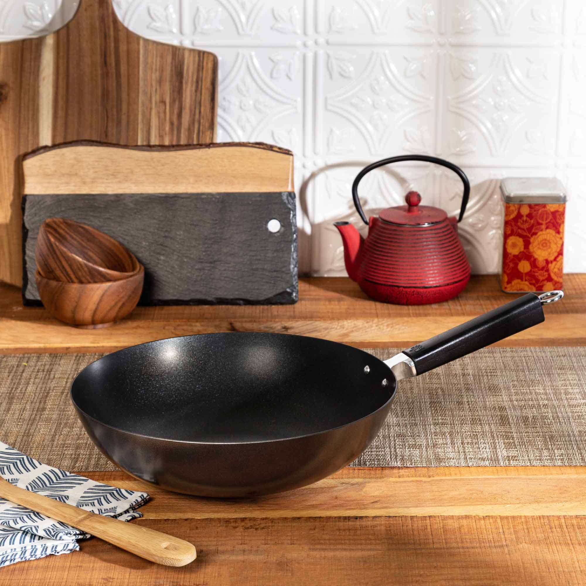 Professional Series 12-Inch Carbon Steel Ceramic Nonstick Stir Fry Pan with Phenolic Handle - Image 5