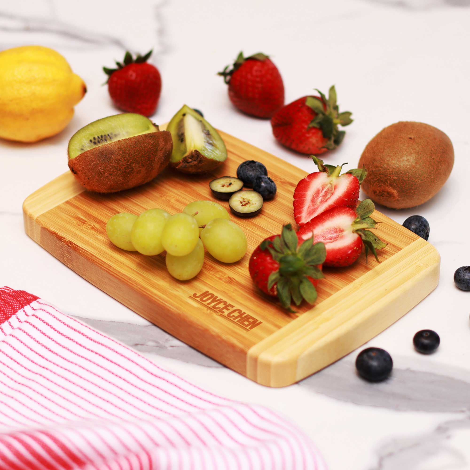 Medium Burnished Bamboo Cutting Board, 8x12 Inches - Image 4