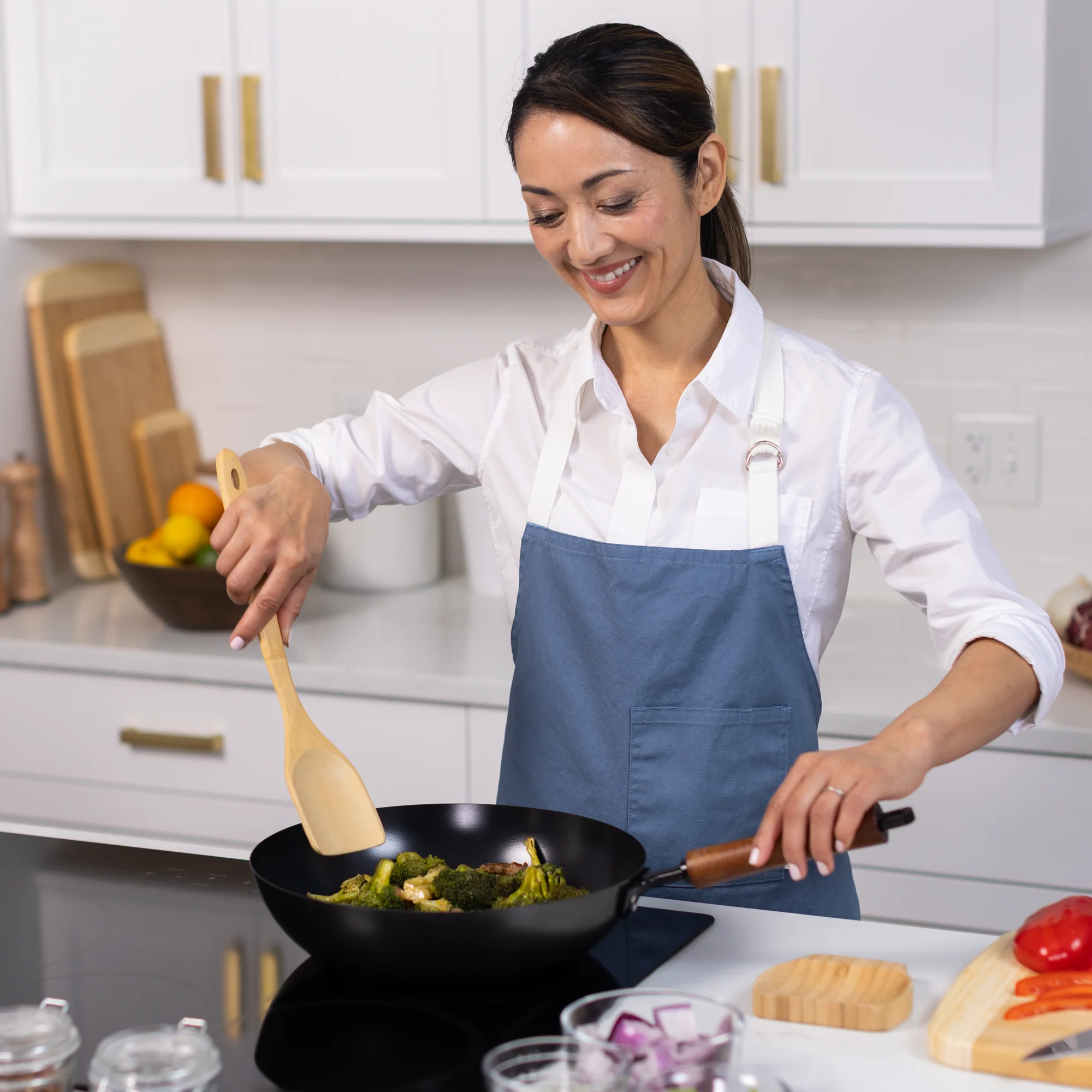 Classic Series 12-Inch Carbon Steel Ceramic Nonstick Stir Fry Pan - Image 3