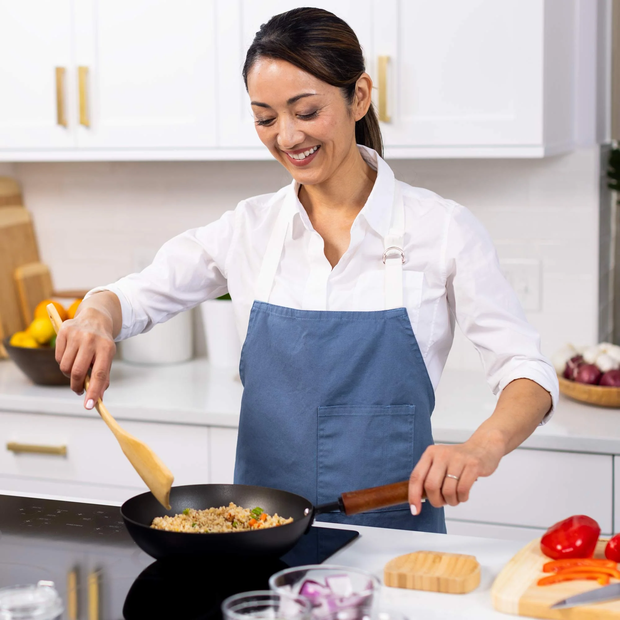 Classic Series 9.5-Inch Carbon Steel Preseasoned Stir Fry Pan - Image 6
