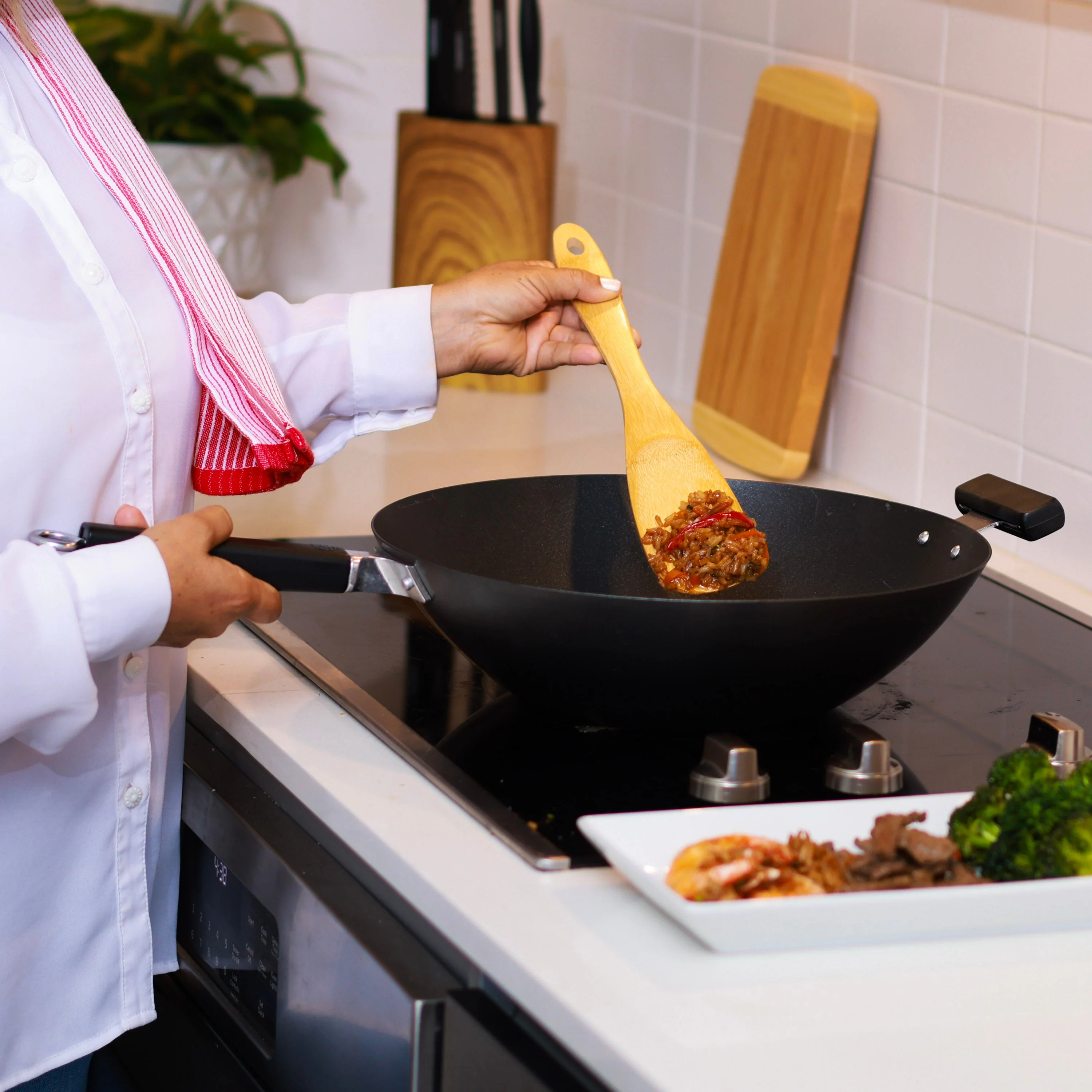 Professional Series Nonstick 14" Wok Bundle, 5 piece - Image 9