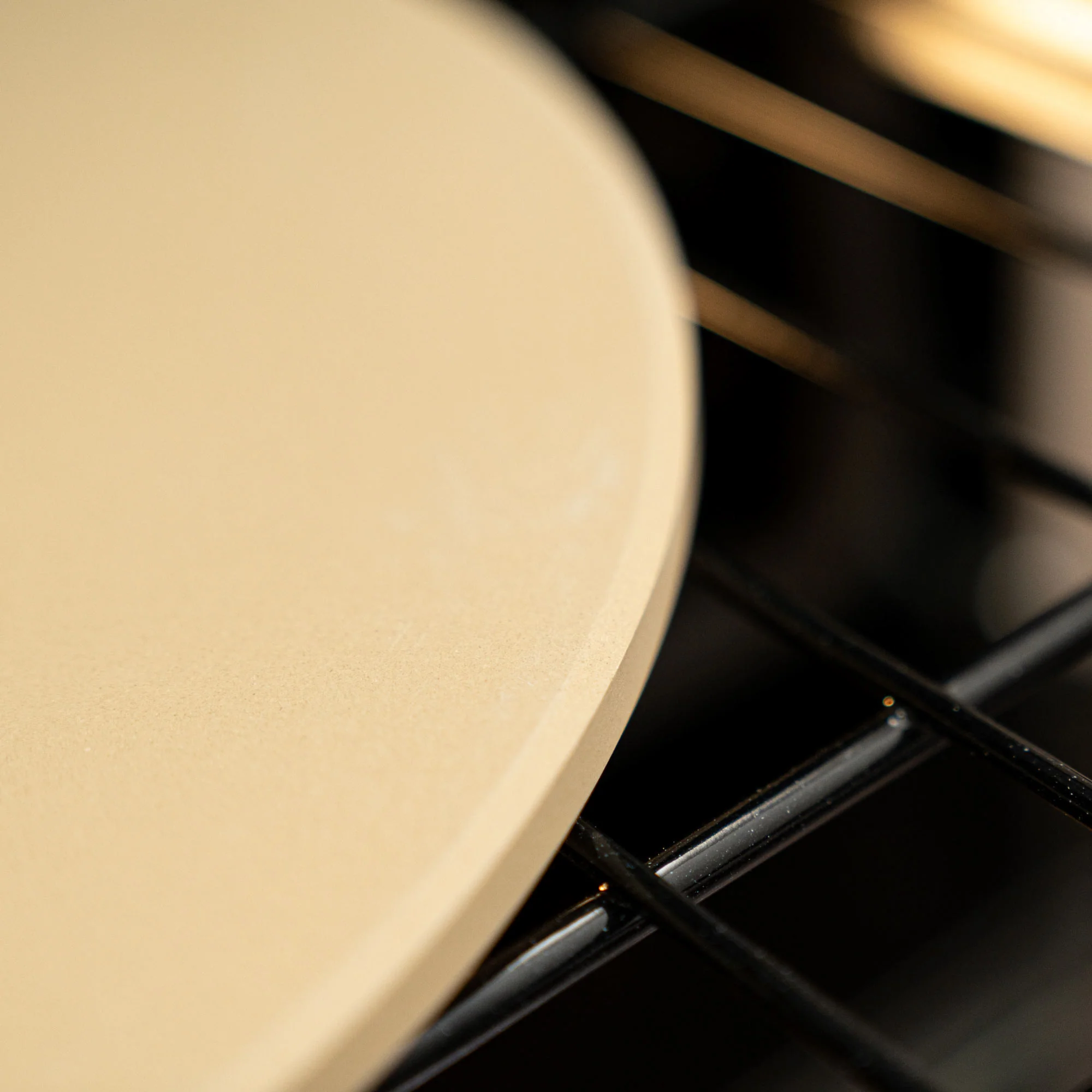 Round Pizza Stone, 16-Inch - Image 4