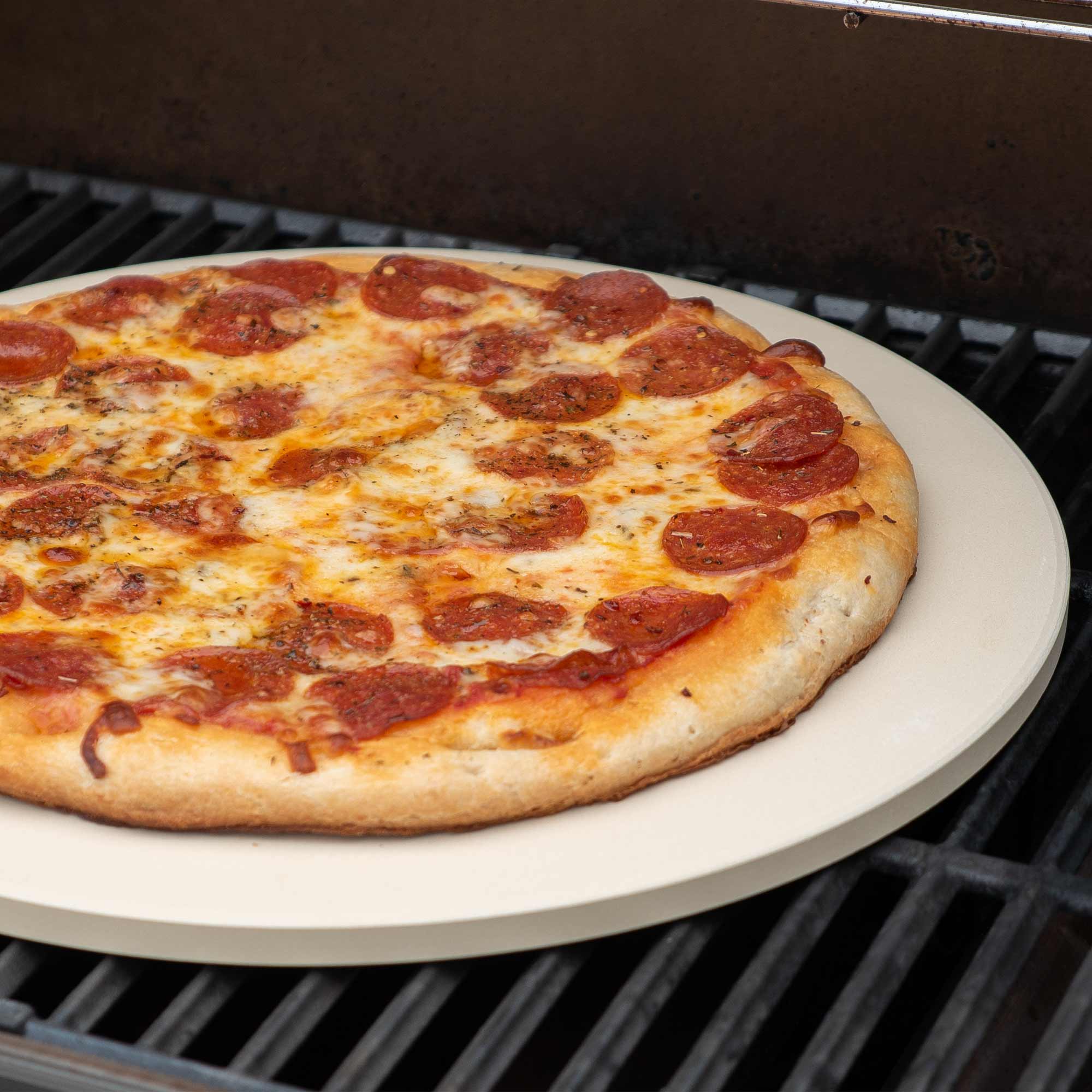 Round Pizza Stone, 16-Inch - Image 5