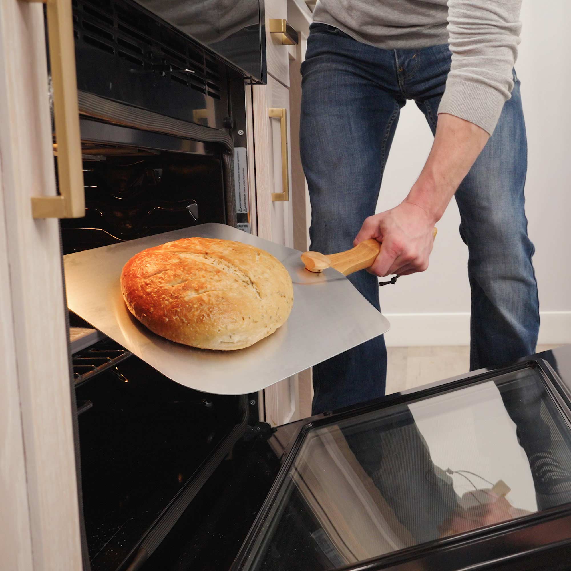 Pizza Peel with Folding Handle, 12x14-Inch - Image 3